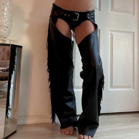 Vintage Fringe Black Leather Chaps - Picture 1 of 7